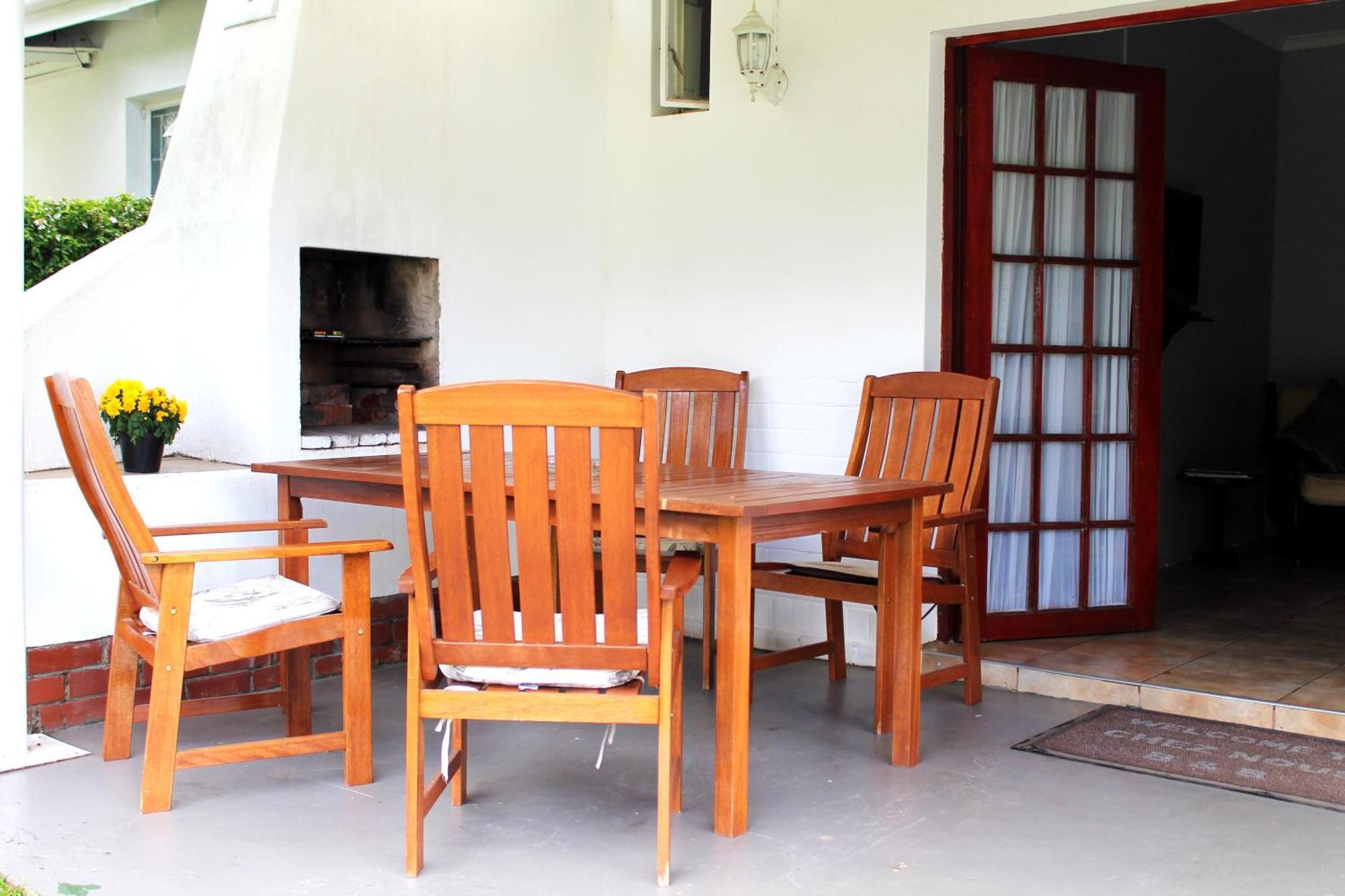 Chez Nous Bed And Breakfast & Self Catering Дънди Екстериор снимка